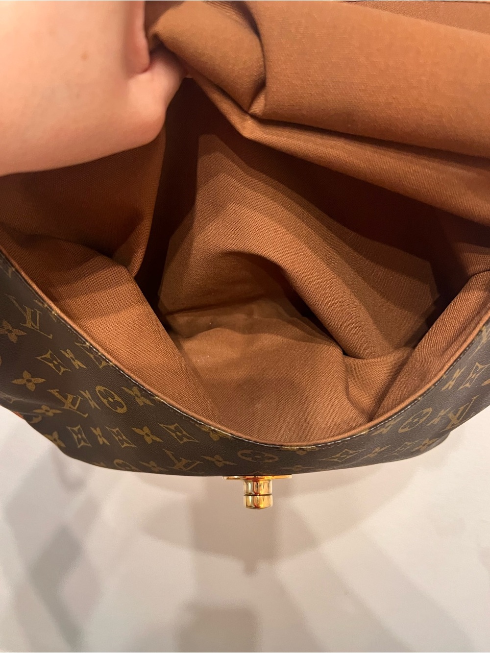 Louis Vuitton Tulum Monogram Handbag - Picture 11 of 12